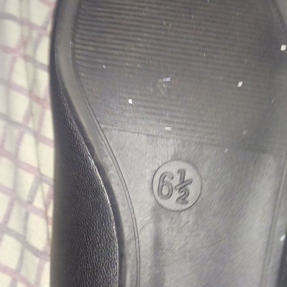 A new day woman's black slip on dress shoes Size 6.5 - Picture 5 of 5